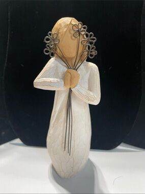 70% Off …Willow Tree “Friendship” Carved Angel Figurine